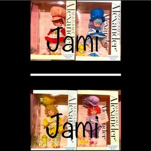 💥HP💥4 NEW STRAWBERRY SHORTCAKE DOLLS MADAME ALEXANDER